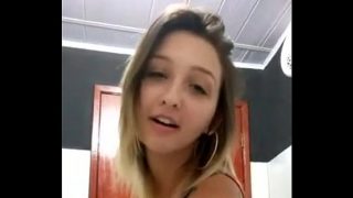Prima Caliente Muestra Su Culo En Snapchat